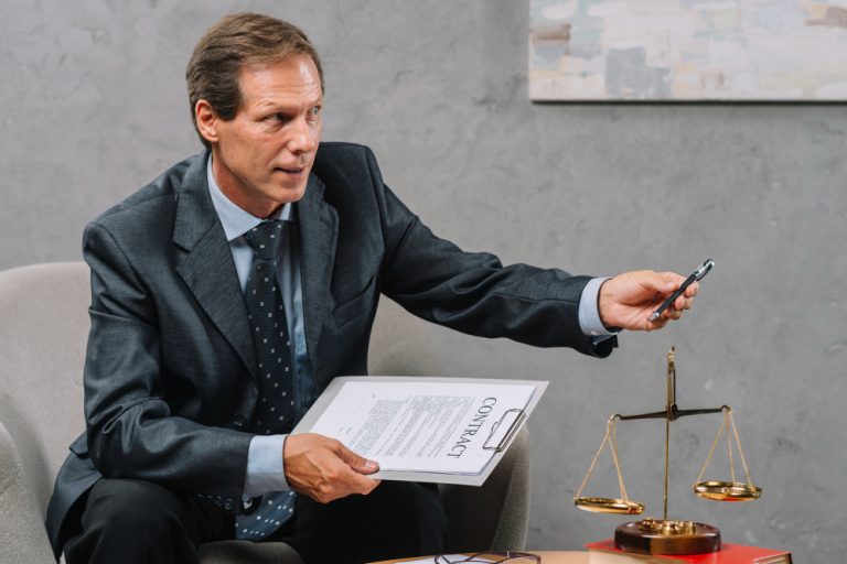 O que é ajuizamento de contrato?